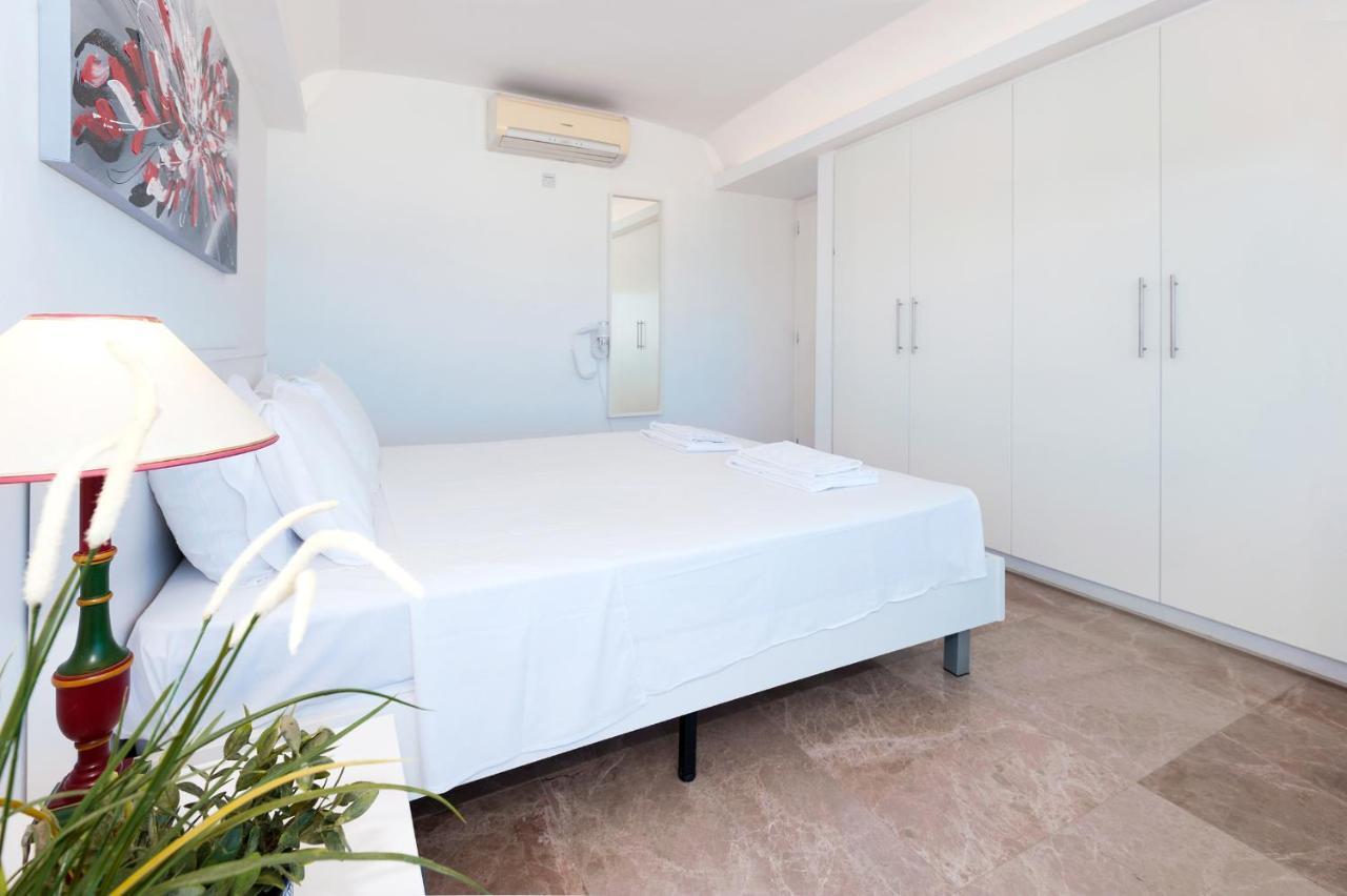 Apartment Marina - Beachfront Protaras Exterior foto